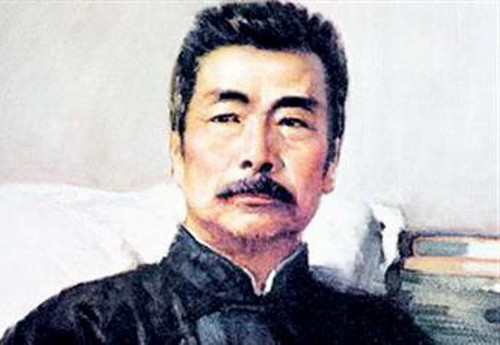 Đề xuất của ông Okuda được gia đình đồng ý. Theo đó, 83 giờ sau khi Lỗ Tấn qua đời, ông Okuda cẩn thận, tỉ mỉ sao chép lại gương mặt của nhà văn nổi tiếng Trung Quốc bằng thạch cao.