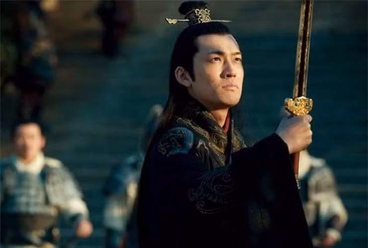 Không những vậy, Tôn Quyền là người sống thọ nhất so với Tào Tháo và Lưu Bị. Sau khi qua đời năm 252, ông được truy phong thụy hiệu Ngô thái tổ Đại hoàng đế. Theo đó, ông là "Đại hoàng đế" duy nhất trong lịch sử Trung Quốc.