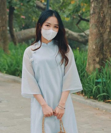 Nguoi tre da quen dien ao dai trong Tet-Hinh-2