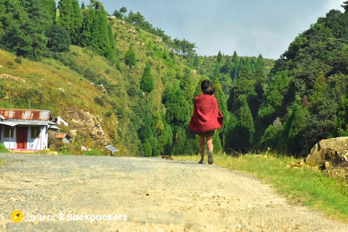 Phương thức liên lạc này được đánh giá là khá hữu ích khi 2 người có thể liên lạc với nhau dù đứng cách xa nhau vài km.