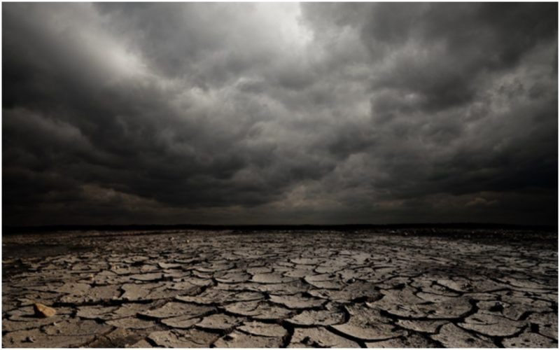 Sự kiện nghiêm trọng xảy ra trong năm 536 "đen tối" đã gây tác động lớn đến nền kinh tế. Thế giới chịu tổn thất này trong ít nhất 100 năm.