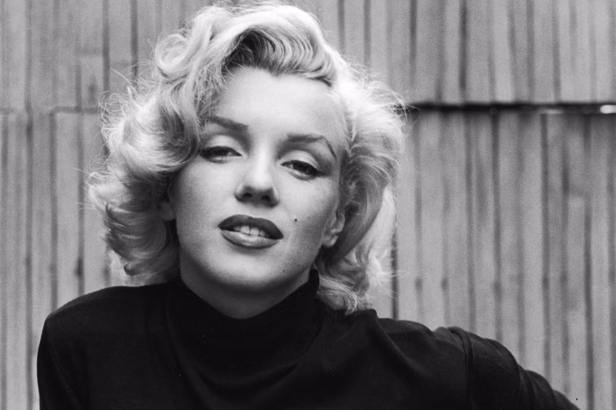  Nữ minh tinh tuổi Hổ Marilyn Monroe chào đờitại Los Angeles, California, Mỹ vào ngày 1/6/1926. Cô được mệnh danh "Biểu tượng sắc đẹp" của Hollywood nhưng có số phận bất hạnh.
