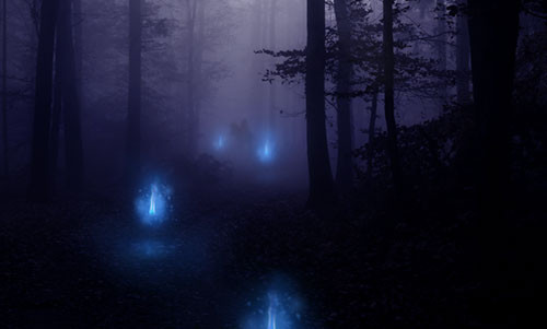 Tại những khu vực hoang vắng, đặc biệt là nghĩa trang, một số nhân chứng báo cáo đã gặp phải hiện tượng "ma trơi" bí ẩn.