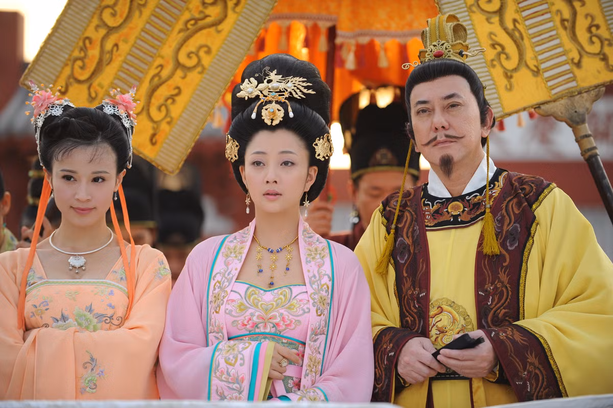 Nhờ những khoản thuế lớn này, triều đình nhà Đường thu được số tiền lớn. Ngược lại, các thương nhân, người dân trồng trà rơi vào tình cảnh khó khăn vì mức thuế quá cao.