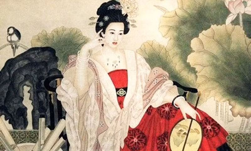 Điển hình là việc Đường Huyền Tông ban cho Dương Quý Phi là trà Mông Đỉnh và trà Cung Đình. Đây là 2 loại trà quý hiếm. Trong đó, trà Mông Đỉnh thường được dùng trong các nghi lễ của triều đình và trà Cung Đình dùng để ban thưởng cho các thần lập được công lớn.