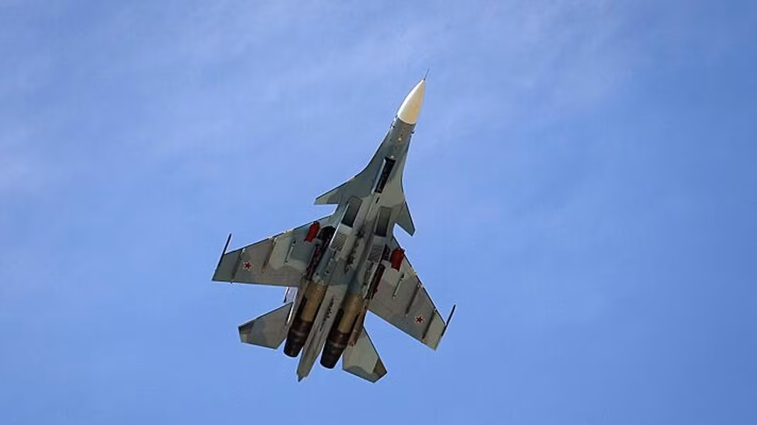 Không chỉ có vậy, Biển Đen còn là khu vực trọng điểm quân sự của Nga. Trong bối cảnh căng thẳng khi quan hệ với phương Tây ngày càng xấu đi, địa điểm trên đã trở thành đấu trường giữa Nga và NATO.