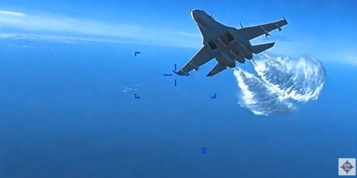 Mặc dù vậy, trong giới chuyên gia quân sự và chính trị Nga cũng tồn tại luồng ý kiến cho rằng hành động trên sẽ không dẫn tới leo thang mất kiểm soát, bởi UAV khác hoàn toàn máy bay trinh sát có người lái.