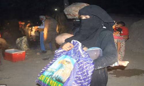 Quân đội Iraq đã thiết lập một con đường thoát hiểm an toàn từ khu vực phía tây nam thành phố Fallujah.