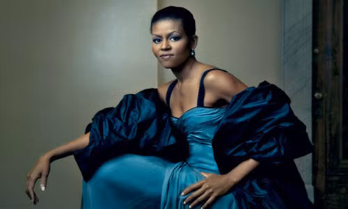 Michell Obama là một trong những Đệ nhất phu nhân quyến rũ nhất trong lịch sử nước này. Bà là phu nhân đương kim Tổng thống Mỹ Barack Obama. Bà Michelle Obama được làng thời trang thế giới chào đón như một biểu tượng đầy phong cách.