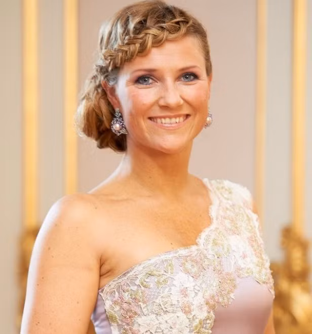 Công chúa Märtha Louise của Na Uy là con gái cả và duy nhất của vua Harald V và Hoàng hậu Sonja. Bà xếp thứ tư trong dòng kế vị ngai vàng của Na Uy. Công chúa Martha Louise đã kết hôn với Ari Behn và có ba người con.