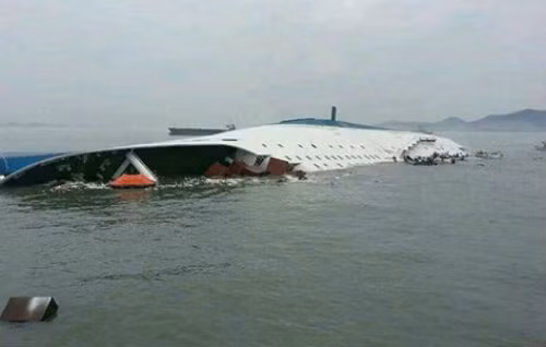 Nhung vu chim tau du lich kinh hoang tren the gioi-Hinh-2