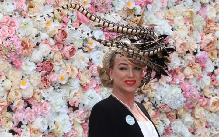 Nhung chiec mu sieu doc trong cuoc dua ngua Royal Ascot-Hinh-9