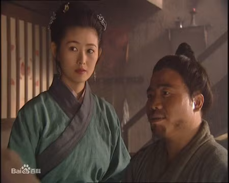 Nhiều người hâm mộ nhắc đến vai Phan Kim Liên đều nhớ ngay đến Vương Tư Ý.