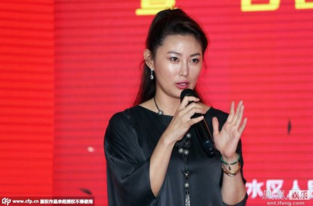 Vương Tư Ý ngoài đời vẫn miệt mài với diễn xuất.