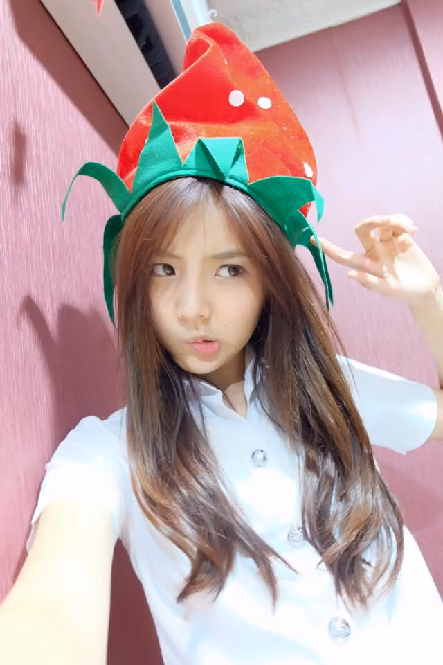 Dự định của Pornnppan Pornpenpipat trong tương lai là theo các khóa học thanh nhạc chuyên nghiệp, cố gắng học hỏi để trở thành một ca sĩ chuyên nghiệp. Ngoài việc tung các clip cover, thỉnh thoảng Pornnppan Pornpenpipat.