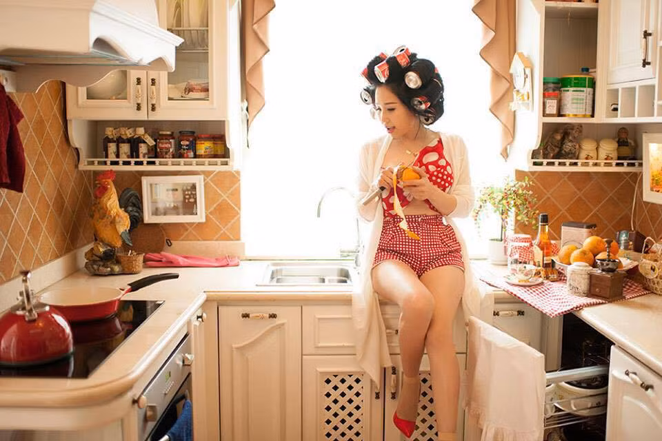 Chị Giáp Vân Khanh cho biết bản thân không có một bí quyết đặc biệt nào để giữ gìn sắc đẹp mà chính cuộc sống vui vẻ đã giúp chị trông trẻ trung, xinh đẹp hơn.