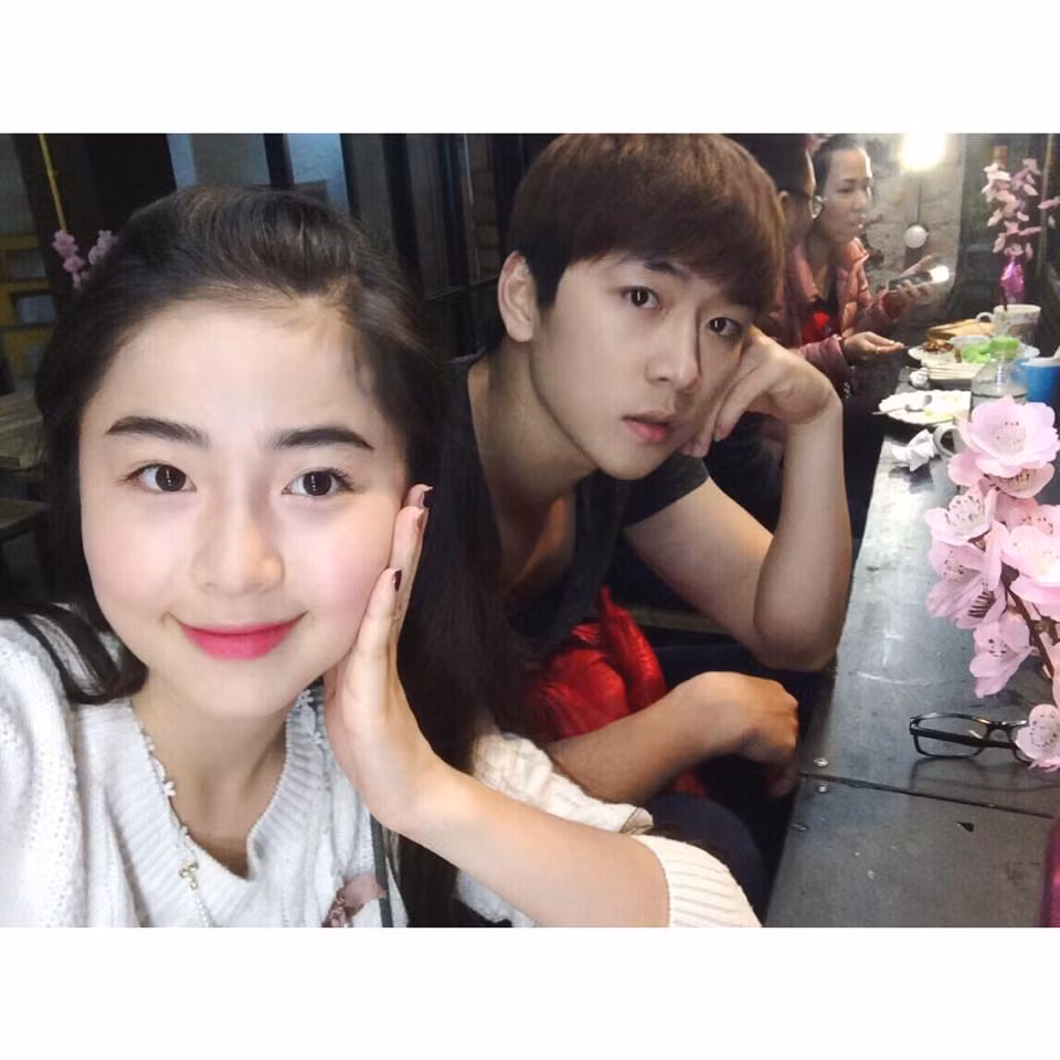 Ba Duy gây ấn tượng nhiều nhất là là trong một MV của Min St.319, phim “Mặt nạ da người”, “Lời ru mùa đông”. Anh chàng cũng thường xuất hiện cùng với cô nàng Nam Thương (Thương Barbie) và hai người tỏ ra rất thân thiết, coi nhau như anh em.