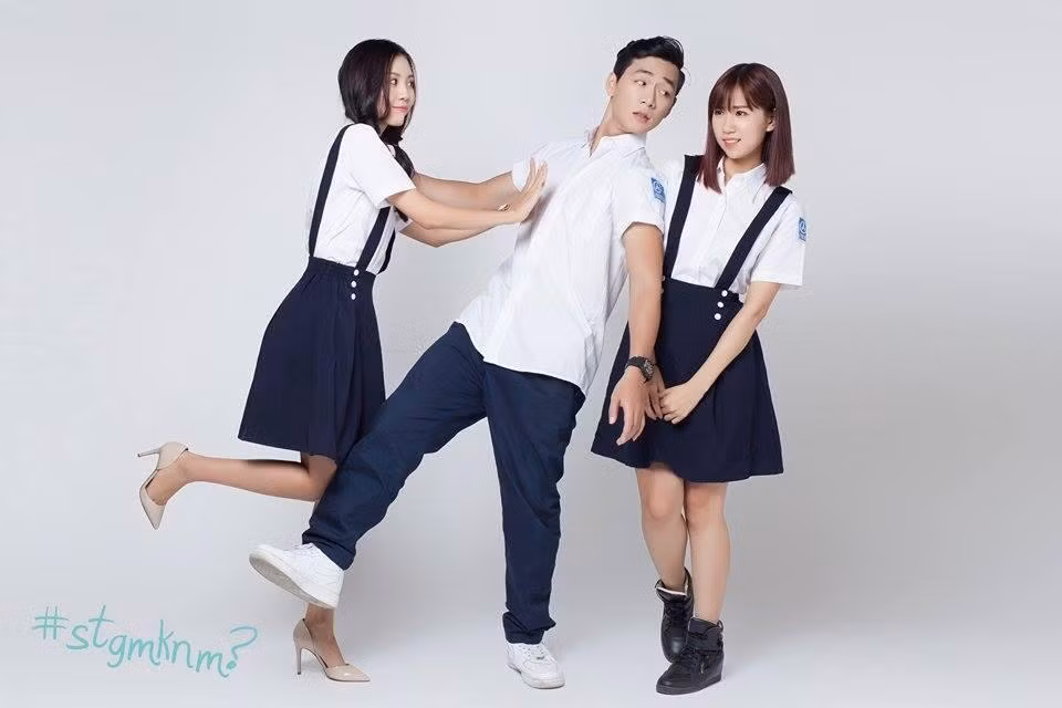 “Tại sao các bạn lại gọi cái đứa có trước là bản sao của cái đứa có sau”, Ba Duy thắc mắc dí dỏm vì anh chàng thực chất còn lớn tuổi hơn ca sĩ Sehun nhóm EXO.