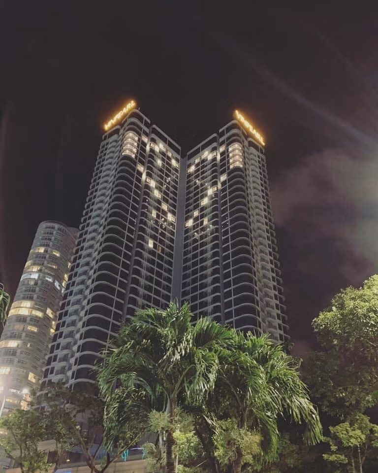 Ngay trong thời điểm không chỉ Đà Nẵng, mà cả nước phải gồng mình chống dịch COVID-19, những hình ảnh này đã chạm vào tim của cộng đồng mạng, được mọi người ủng hộ nhiệt tình.