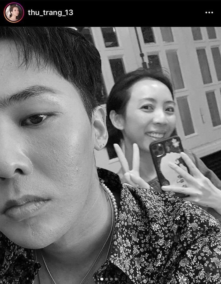 Mới đây trên Instagram cá nhân, hàng loạt nghệ sĩ Việt như vợ chồng Thu Trang, Tiến Luật, nữ danh hài trẻ Diệu Nhi đã bất ngờ chia sẻ bức hình được "chụp cùng" ca sĩ G-Dragon khiến khán giả vô cùng bất ngờ. Thế nhưng điều khiến người ta đặc biệt chú ý là vì sao cả 3 người đăng tải mà GD lại chỉ có một kiểu tạo dáng.