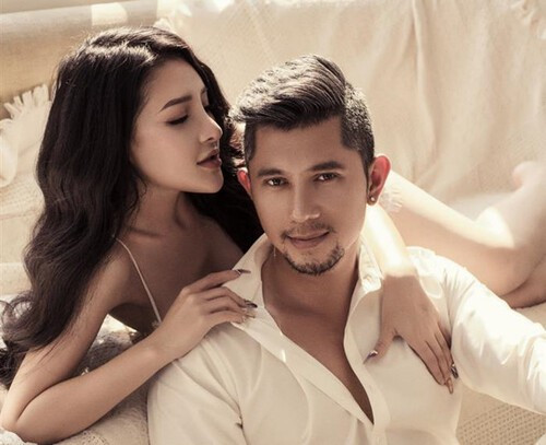 Nhiều người cho rằng việc cặp đôi thị phi khoe cảnh tình tứ như thế trên mạng xã hội là vô cùng phản cảm.