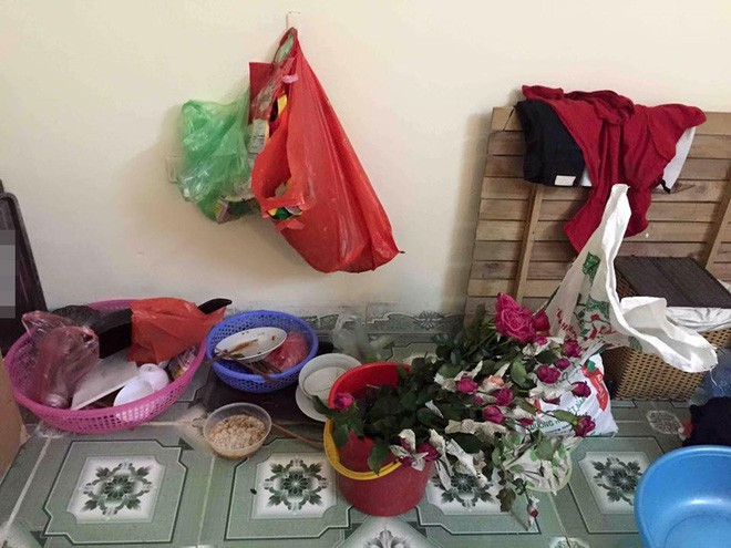 Đây không phải là trường hợp đầu tiên hình ảnh những căn phòng trọ bẩn thỉu của các cô gái bị mang lên mạng xã hội bàn tán, như câu chuyện trước đó, một chủ nhà trọ đã phải "khóc dở mếu dở" dọn dẹp lại những gì các khách nữ để lại khiến nhiều người ngán ngẩm.