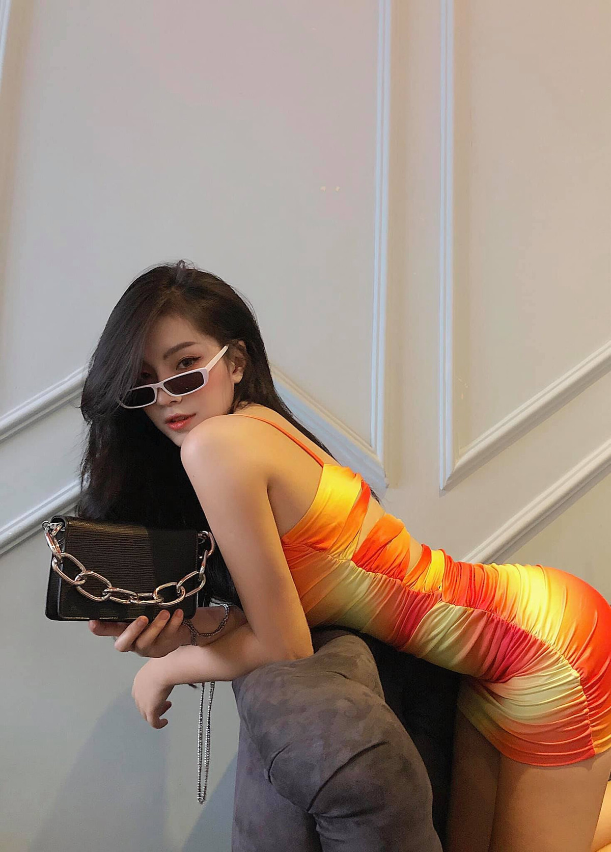 Tiết lộ thêm về hình mẫu lý tưởng, nữ sinh Kiến trúc cho biết mình chẳng có quy chuẩn bạn trai nào cả, chỉ cần phù hợp là được.