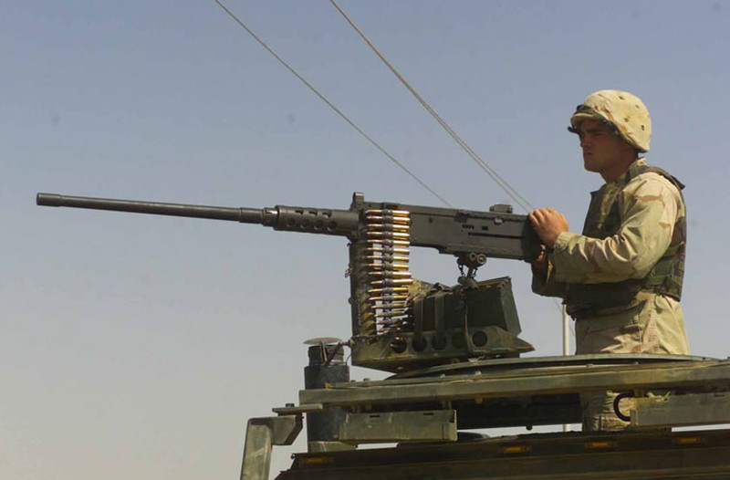 Vũ khí này có thể lắp trên máy bay, tàu chiến, xe thiết giáp hay sử dụng trong bộ binh. M2 là vũ khí chi viện hỏa lực cực kỳ hiệu quả, nó có mặt ở tất cả các chiến dịch quân sự của Mỹ cũng như Đồng minh.