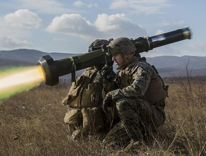 Có trong tay những tên lửa sát thủ chống tăng Javelin, sức mạnh của lục quân Ukraine sẽ tăng cường đáng kể để chống lại lực lượng tăng thiết giáp Nga.