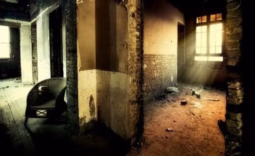 Có người kể rằng, phía nhà thờ đã gửi một nhóm điều tra để truy tìm tung tích của vị mục sư, và khi lục soát khắp tòa nhà, họ tìm thấy một đường hầm bí mật dẫn đến khu nhà Jiuxianqiao ở Dashanzi, Bắc Kinh.