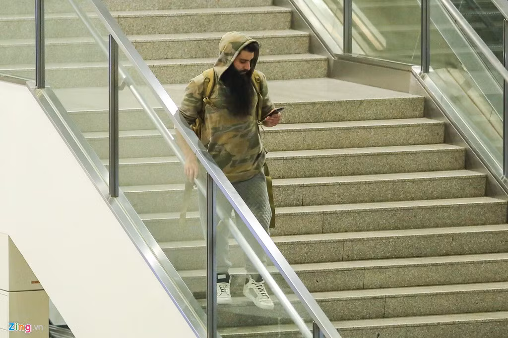 Dao dien Kong: Skull Island lang le den Sai Gon luc nua dem