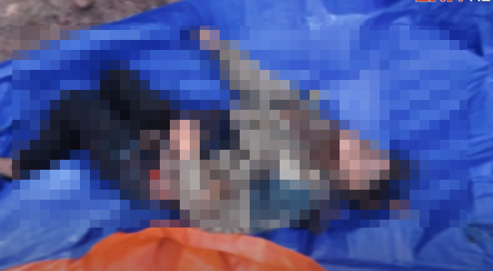 Ngày 3/1/2021, một nhóm người đã phát hiện xe máy và thi thể nạn nhân Má A Vềnh tại đồi thuộc khu vực bản Lằn Giằng, xã Mường Than, huyện Than Uyên. (Ảnh: ANTV)