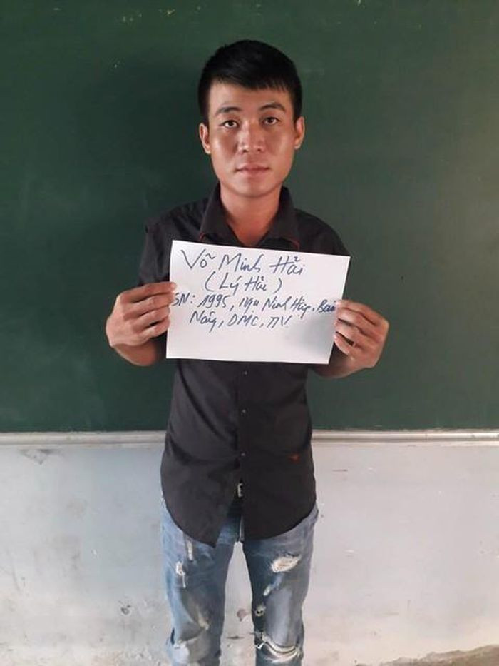  Nhớ lại mâu thuẫn cũ khi đang ăn nhậu, đâm đối thủ tử vong: Trong lúc ngồi nhậu ở huyện Dương Minh Châu, tỉnh Tây Ninh, giữa hai nhóm thanh niên nhớ lại mâu thuẫn trước đó và xảy ra xô xát. Võ Minh Hải (26 tuổi, ngụ ở địa phương) đã đâm tử vong anh N.M.T. (29 tuổi, ngụ huyện Châu Thành). Ngày 19/9, Hải bị Công an bắt giữ. 