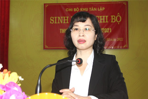 Bà Trịnh Thị Minh Thanh sinh ngày 11/8/1973; quê quán: xã Lê Ninh, huyện Kinh Môn, tỉnh Hải Dương.