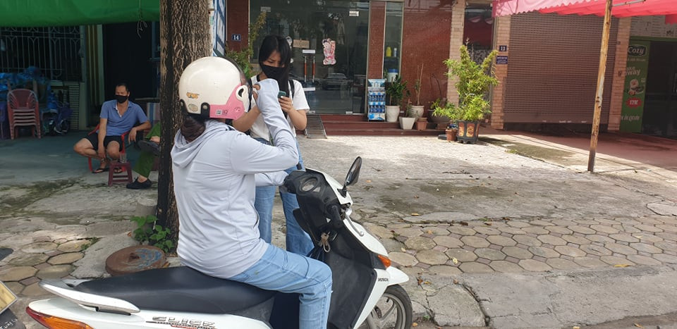 Luật sư Thơm nói: "Cơ quan điều tra đang xác minh, khám nghiệm tử thi để kết luận việc ông Công đánh con gái có trực tiếp gây ra cái chết cho nạn nhân hay không. Nếu hành vi đánh con chỉ là nguyên nhân gián tiếp và bé gái tử vong vì nhiều yếu tố khác nữa thì ông Công sẽ bị truy cứu trách nhiệm hình sự tội Cố ý gây thương tích". Hiện vụ bé gái 6 tuổi tử bị bố đánh tử vong đang được cơ quan chức năng điều tra, làm rõ.