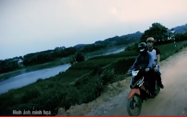 Chiều 29/5/2020, Giảng đem theo một chiếc kéo và gọi điện thoại cho anh Nguyễn Quốc Huy thuê chở đi có việc tại xã Trường Sinh, huyện Sơn Dương (Tuyên Quang). (Ảnh: ANTV)