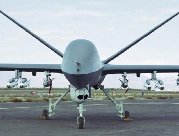 Hiện nay tại Trung Đông có Iraq, Jordan, Saudi Arabia và UAE đã mua UAV của Trung Quốc; Arab Saudi và UAE đã sử dụng UAV CH-4 với quy mô lớn trên chiến trường Yemen, Libya để làm phương tiện trinh sát - tiến công; nhưng trong hai năm trở lại đây, những UAV do Trung Quốc sản xuất liên tiếp bị bắn rơi tại các chiến trường này.