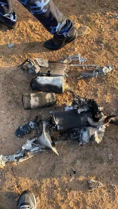 Thứ ba là các thiết bị trinh sát gắn trên UAV của Trung Quốc thường có độ phân giải thấp hơn của phương Tây; do vậy khi trinh sát các mục tiêu trong điều kiện thời tiết xấu, hoặc muốn quan sát rõ hơn khu vực mục tiêu thì những UAV này phải hạ thấp độ cao; do vậy cũng rất dễ bị bắn hạ.