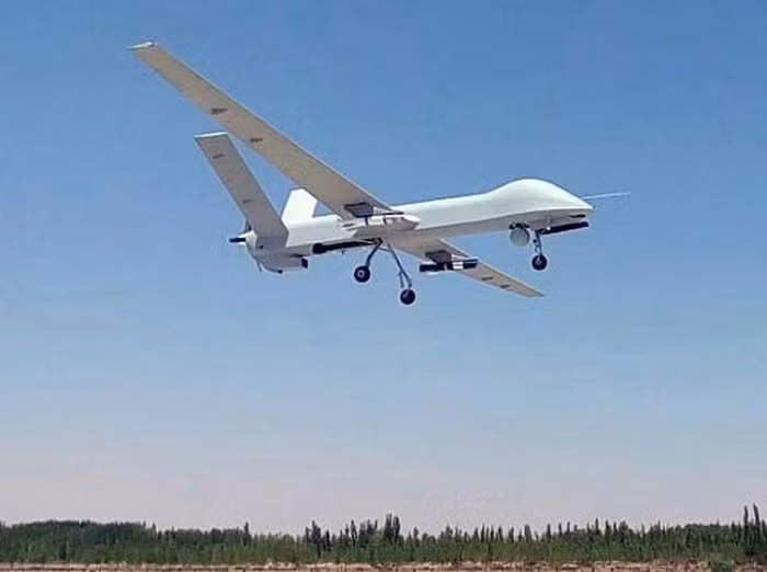 Nếu thiết bị trên được gắn trên UAV, không chỉ chiếm không gian hẹp bên trong máy bay, mà còn ảnh hưởng nghiêm trọng đến độ bền cũng như khả năng lắp vũ khí của UAV. Quan trọng hơn, giá cao của hệ thống tự vệ này sẽ làm giảm nghiêm trọng lợi thế chi phí thấp của UAV Trung Quốc.