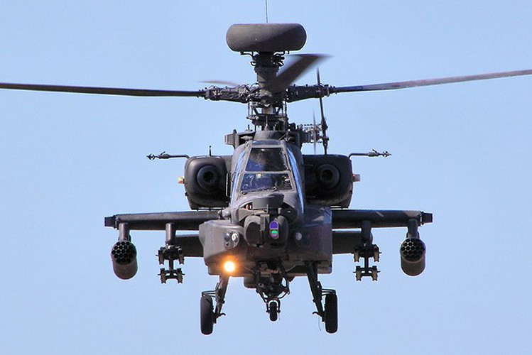 4 chiếc trực thăng tấn công Boeing AH-64E Apache Guardian đầu tiên đã được điều tới đây (Pathankot) hồi tháng 8-2019, trong khi số còn lại sẽ lần lượt được chuyển tới.