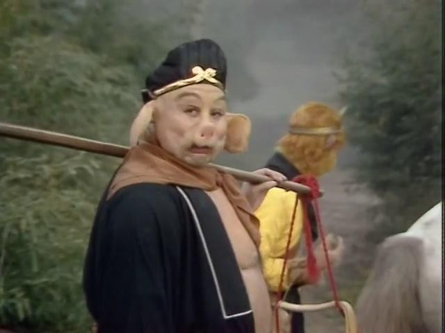 Vậy nên, dù thích mỹ nhân đến đâu thì Trư Bát Giới cũng không dám tơ tưởng đến Nữ vương tuyệt sắc của Nữ Nhi Quốc.