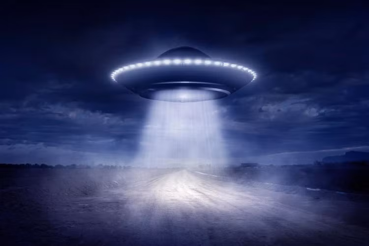 Điều này khiến những người tin vào sự tồn tại của UFO quan tâm hơn vì cho rằng đó có thể là bằng chứng chứng minh người ngoài hành tinh có thật.