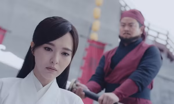 Lý do khác được cho là trước khi thi hành án tử, phạm nhân bị giam giữ suốt nhiều tháng và sống trong điều kiện khổ cực. Không chỉ thiếu đồ ăn, thức uống, tử tù có thể bị cai ngục hoặc bạn tù đánh đập.