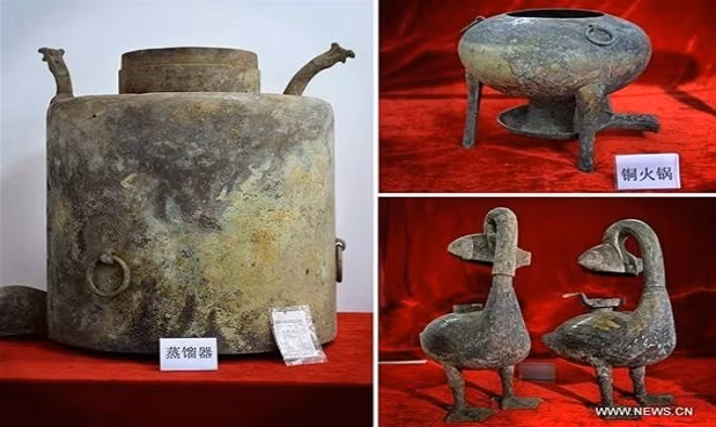 Tuy nhiên, Hán Chiêu Đế đoản mệnh khi qua đời ở tuổi 21. Do ông hoàng này không có con trai nối dõi nên quan viên trong triều thống nhất lập cháu trai của Hán Vũ Đế là Lưu Hạ lên ngôi vua. Vậy nên, Lưu Hạ đăng cơ trở thành vị hoàng đế thứ 9 của nhà Hán.