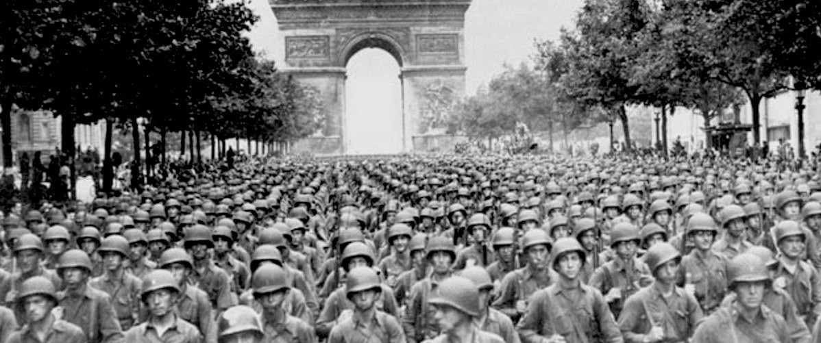 Tuy nhiên, đến đầu năm 1944, quân đội Đức quốc xã liên tiếp đón nhận nhiều thất bại ở nhiều mặt trận. Trong số này có Pháp. Trong vài tháng đầu năm 1944, quân Đồng minh lần lượt giải phóng một số thành phố, khu vực của Pháp, trong đó có Rome.