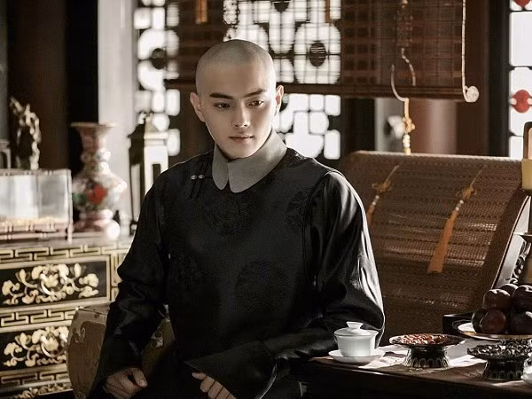 Sở dĩ như vậy là vì hoàng đế nhà Thanh thuộc hoàng tộc Ái Tân Giác La. Do đó, con trai của các quý tộc Mãn Thanh có gia tộc cao quý, thông minh, đáng tin cậy và trung thành mới có thể làm nhiệm vụ bảo vệ nhà vua và Tử Cấm Thành một cách tốt nhất.