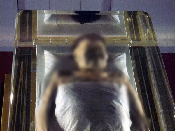 Đáng kinh ngạc hơn là trong tĩnh mạch của Phu nhân Đại vẫn còn có máu chảy. Nhờ vậy, các chuyên gia tiến hành phân tích và xác định được rằng bà có nhóm máu A.