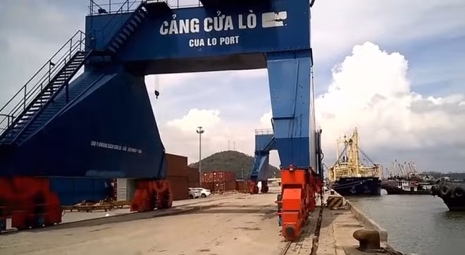 Đến đầu năm 2021, nhà đầu tư khởi động lại dự án, trong đó đã triển khai lập quy hoạch chi tiết xây dựng tỷ lệ 1/500 khu hành chính và kho bãi (hậu phương cảng giai đoạn 1). Ảnh: Kinh tế chứng khoán. 