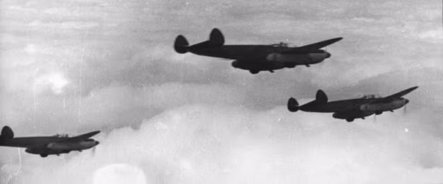 Máy bay chiến đấu của Liên Xô làm nhiệm vụ.