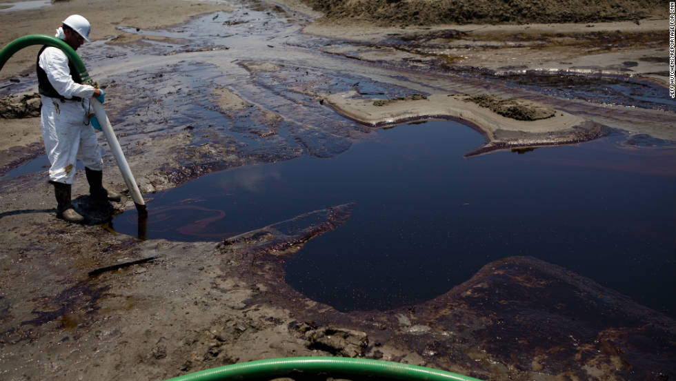 Thêm nữa, tập đoàn dầu khí BP cũng chi hơn 5,8 tỷ USD để bồi thường cho người dân cũng như các doanh nghiệp ở các tiểu bang lân cận bị ảnh hưởng bởi sự cố tràn dầu.